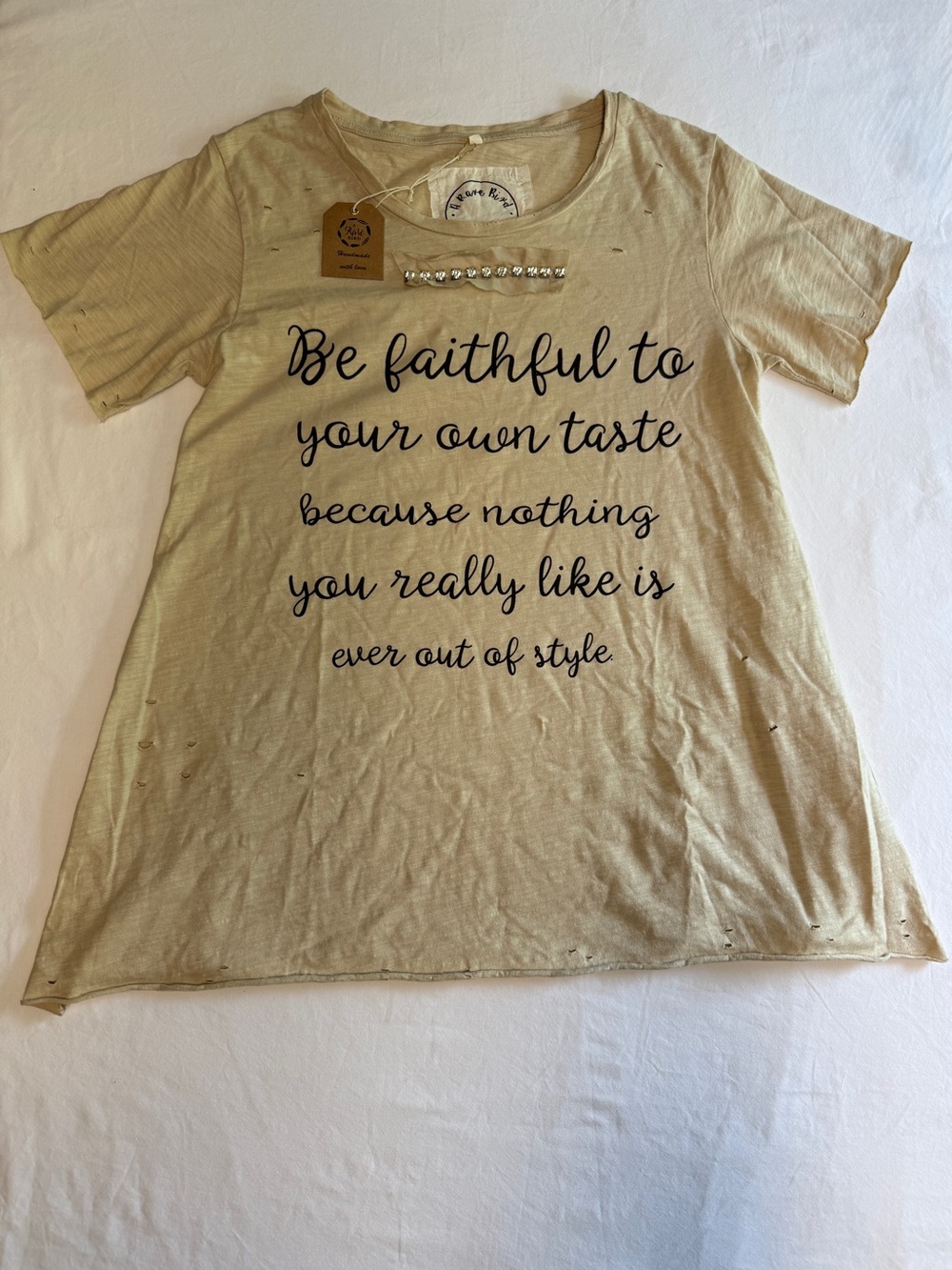 NWT A Rare Bird Be Faithful To Your Own Taste Rhinestone Graphic Tee S/M